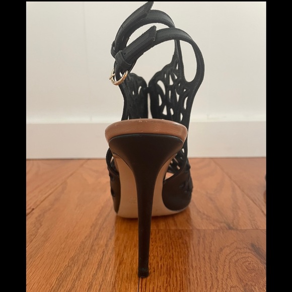 VALENTINO Slingback Heels - Picture 8 of 9